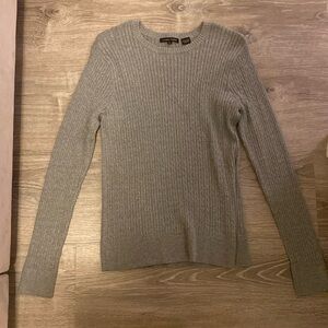 Jeanne Pierre gray sweater